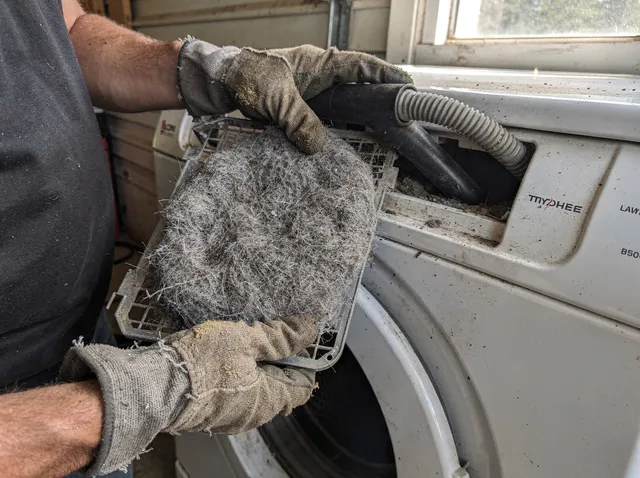 Cleaning Dryer Lint Trap in East Haven